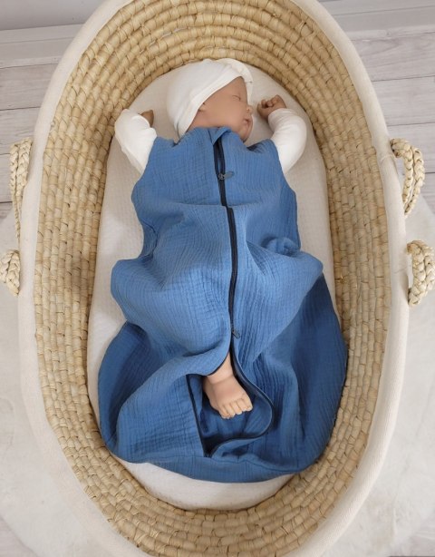 Muślinowy śpiworek dla dzieci zaokrąglony NEWBORN 0-6 mcy TOG 1.0 - brudny niebieski Muślinowy śpiworek dla dzieci zaokrąglony NEWBORN 0-6 mcy TOG 1.0 - brudny niebieski