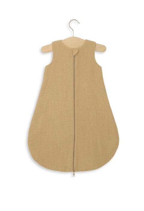 Muślinowy śpiworek dla dzieci zaokrąglony NEWBORN 0-6 mcy TOG 1.0 - camel Muślinowy śpiworek dla dzieci zaokrąglony NEWBORN 0-6 mcy TOG 1.0 - camel