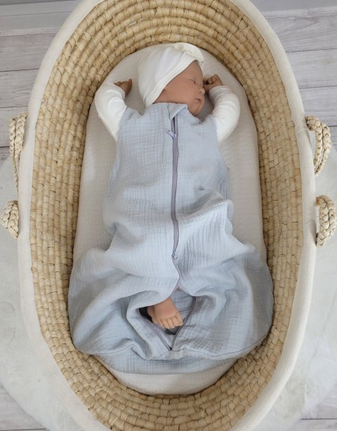 Muślinowy śpiworek dla dzieci zaokrąglony NEWBORN 0-6 mcy TOG 1.0 - szary Muślinowy śpiworek dla dzieci zaokrąglony NEWBORN 0-6 mcy TOG 1.0 - szary