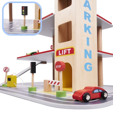 LULILO Parking drewniany BENINO piętrowy garaż miejski LULILO Parking drewniany BENINO piętrowy garaż miejski