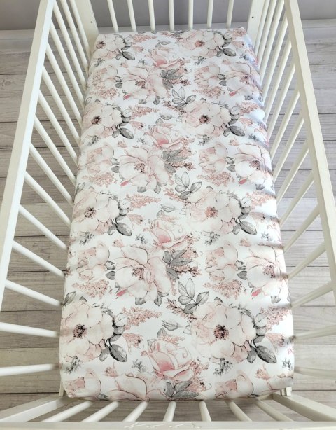 Prześcieradło bawełniane z gumką do łóżeczka 120x60 cm - róże sepia