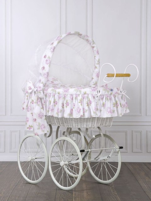 Wiklinowy kosz Mojżesza Retro ze składaną budką Mia - biały + biało - różowa pościel