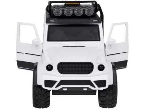 Autko terenowe OFF-ROAD gumowe opony dźwięki światło ZA5219 Autko terenowe OFF-ROAD gumowe opony dźwięki światło ZA5219