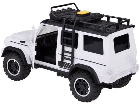 Autko terenowe OFF-ROAD gumowe opony dźwięki światło ZA5219 Autko terenowe OFF-ROAD gumowe opony dźwięki światło ZA5219