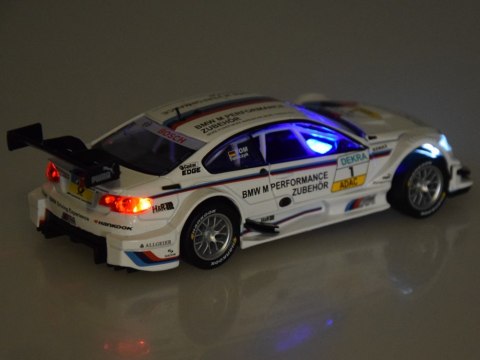 Auto metalowe sportowy model BMW M3 DTM skala 1:32 dźwięki światła ZA4608 Auto metalowe sportowy model BMW M3 DTM skala 1:32 dźwięki światła ZA4608