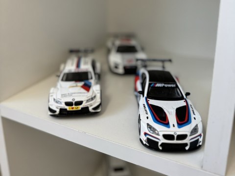 Auto metalowe sportowy model BMW M3 DTM skala 1:32 dźwięki światła ZA4608 Auto metalowe sportowy model BMW M3 DTM skala 1:32 dźwięki światła ZA4608