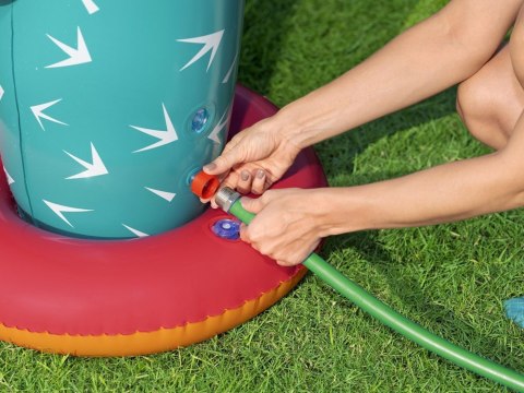 Bestway Zraszacz wodny KAKTUS OASIS Ochłoda w upalne dni 52733 Bestway Zraszacz wodny KAKTUS OASIS Ochłoda w upalne dni 52733