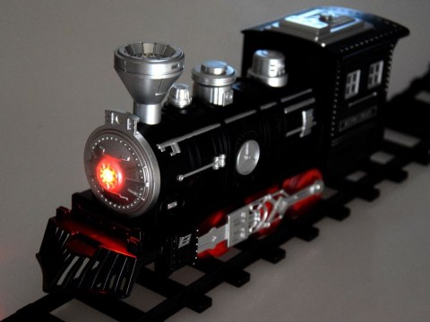 Kolejka z torami Lokomotywa z wagonami para wodna + światło RC0629 Kolejka z torami Lokomotywa z wagonami para wodna + światło RC0629
