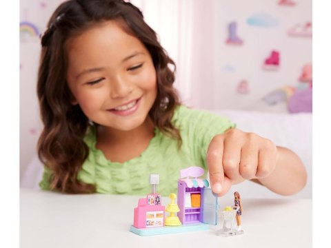 Mattel Mini Barbie Land Lalka kasjerka + supermarket i akcesoria ZA6041 B Mattel Mini Barbie Land Lalka kasjerka + supermarket i akcesoria ZA6041 B