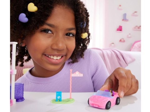 Mattel Mini Barbie Land Lalka kierowca pojazdu + autko kabriolet ZA6038 F Mattel Mini Barbie Land Lalka kierowca pojazdu + autko kabriolet ZA6038 F