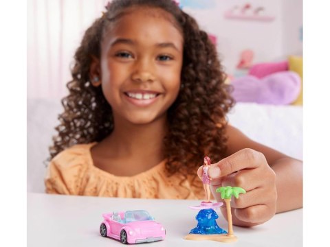 Mattel Mini Barbie Land Lalka surferka z deską + autko kabriolet ZA6038 E Mattel Mini Barbie Land Lalka surferka z deską + autko kabriolet ZA6038 E