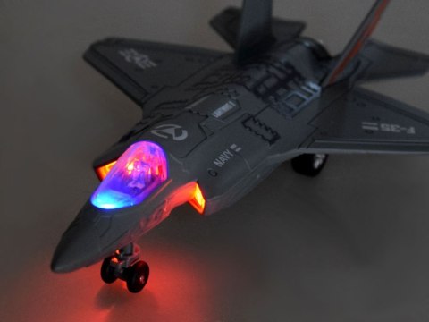 Myśliwiec metalowy samolot wojskowy F-25 ZA4326 SZ Myśliwiec metalowy samolot wojskowy F-25 ZA4326 SZ