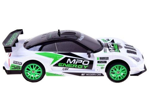Samochód zdalnie sterowany do driftu AUTO drift pilot RC pachołki RC0506 Samochód zdalnie sterowany do driftu AUTO drift pilot RC pachołki RC0506