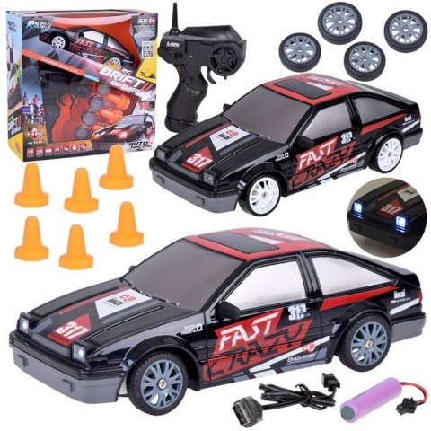 Samochód zdalnie sterowany do driftu AUTO drift pilot RC pachołki RC697 Samochód zdalnie sterowany do driftu AUTO drift pilot RC pachołki RC697