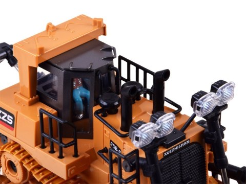 Sterowany SPYCHACZ ruchome ramię na pilota RC0600 Sterowany SPYCHACZ ruchome ramię na pilota RC0600