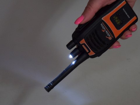 Walkie talkie z latarką zasięg 50m ZA4471 Walkie talkie z latarką zasięg 50m ZA4471