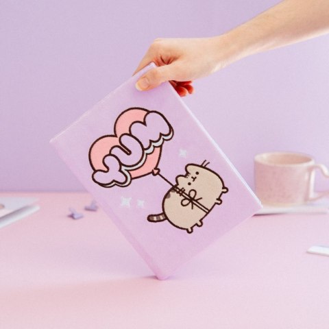 Pusheen - Pluszowy notes / notatnik A5 z kolekcji Moments Pusheen - Pluszowy notes / notatnik A5 z kolekcji Moments