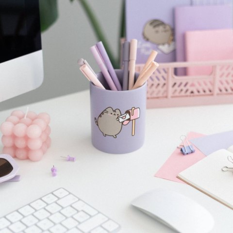 Pusheen - Przybornik / organizer ceramiczny na biurko z kolekcji Moments Pusheen - Przybornik / organizer ceramiczny na biurko z kolekcji Moments