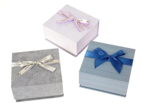 Pudełko na prezenty z zapięciem na magnes MIX Pudełko na prezenty z zapięciem na magnes MIX