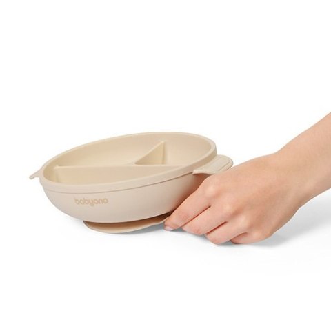 1661/03 TALERZ SILIKONOWY Z PRZYSSAWKĄ I PRZYKRYWKĄ BEŻOWY 1661/03 TALERZ SILIKONOWY Z PRZYSSAWKĄ I PRZYKRYWKĄ BEŻOWY