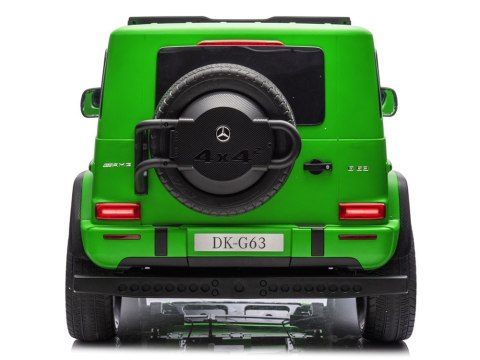 Auto na akumulator Mercedes G klasa 63 AMG 4x4 Panel Radio 2osoby PA0309 Auto na akumulator Mercedes G klasa 63 AMG 4x4 Panel Radio 2osoby PA0309