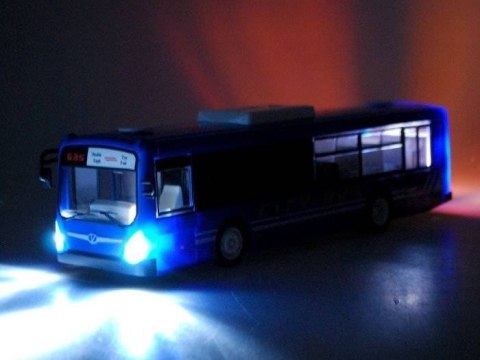 Autobus sterowany z otwieranymi drzwiami RC0282 Autobus sterowany z otwieranymi drzwiami RC0282