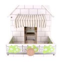 Drewniany domek dla lalek z windą