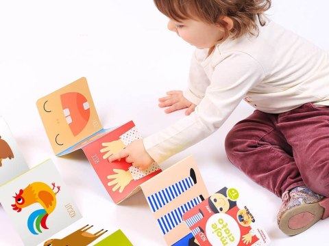 CzuCzu Biblioteczka malucha 4 książeczki ZA4160 CzuCzu Biblioteczka malucha 4 książeczki ZA4160