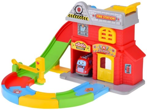 Zestaw Garaż samochodowy ze zjazdem STRAŻ POŻARNA + auto strażackie ZA5691
