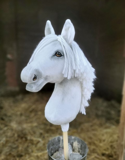 Hobby Horse Duży koń na kiju Premium - biały A3 Hobby Horse Duży koń na kiju Premium - biały A3