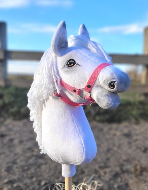 Hobby Horse Duży koń na kiju Premium - biały A3 Hobby Horse Duży koń na kiju Premium - biały A3