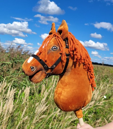 Hobby Horse Duży koń na kiju Premium - kasztan A3 Hobby Horse Duży koń na kiju Premium - kasztan A3