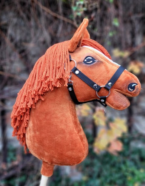Hobby Horse Duży koń na kiju Premium - kasztan A3 Hobby Horse Duży koń na kiju Premium - kasztan A3