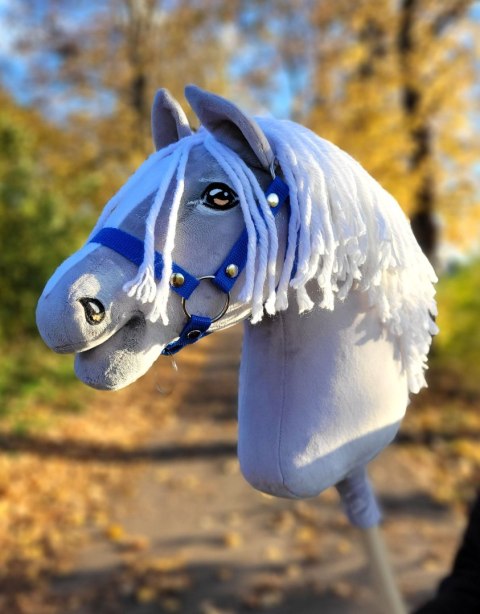 Hobby Horse Duży koń na kiju Premium - siwy III A3 Hobby Horse Duży koń na kiju Premium - siwy III A3