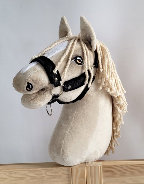Kantar regulowany dla konia Hobby Horse A3 czarny z czarnym futerkiem Kantar regulowany dla konia Hobby Horse A3 czarny z czarnym futerkiem