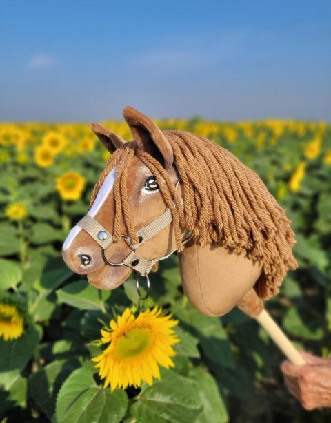 Hobby Horse Mały koń na kiju Premium - jasny kasztan A4 Hobby Horse Mały koń na kiju Premium - jasny kasztan A4