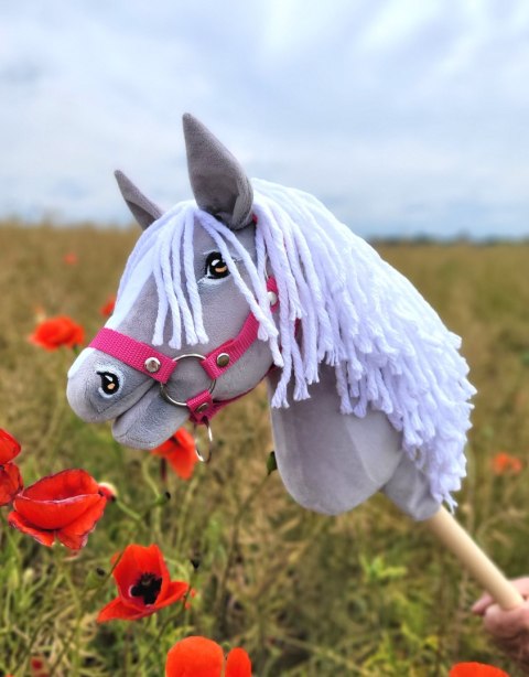 Hobby Horse Mały koń na kiju Premium - siwy III A4 Hobby Horse Mały koń na kiju Premium - siwy III A4