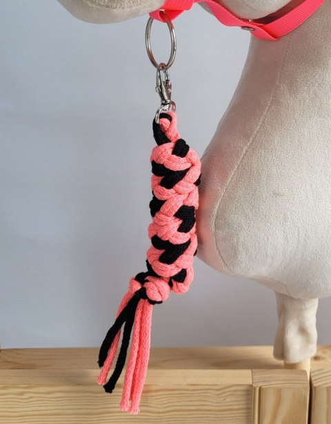 Uwiąz dla Hobby Horse ze sznurka - neon pink/ czarny Uwiąz dla Hobby Horse ze sznurka - neon pink/ czarny