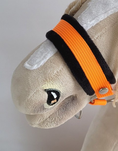 Zestaw do Hobby Horse: kantar A3 z czarnym futerkiem + uwiąz ze sznurka - neon-orange/ czarny Zestaw do Hobby Horse: kantar A3 z czarnym futerkiem + uwiąz ze sznurka - neon-orange/ czarny
