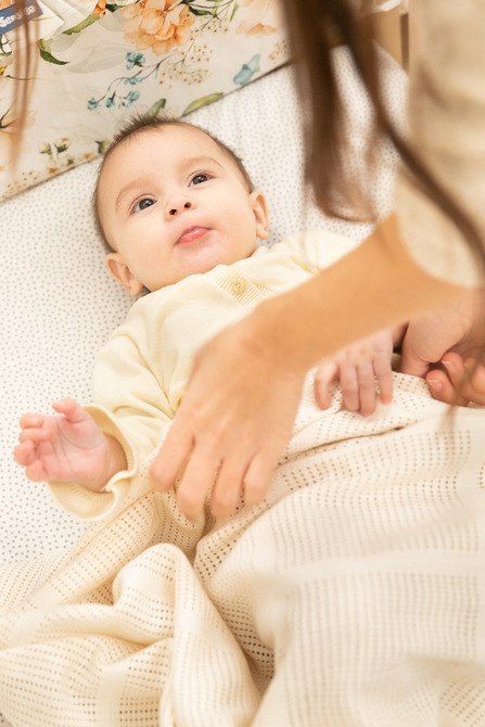 KOC AŻUROWY LULU JASNY SZARY